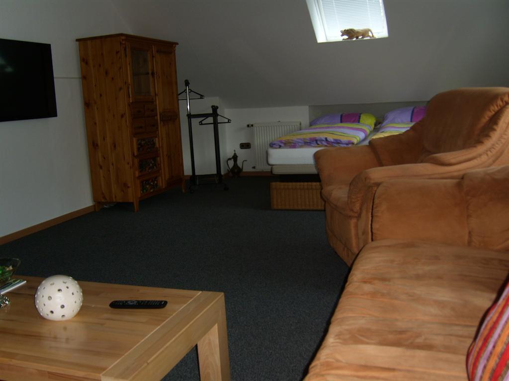 Ferienwohnung Leichlingen Rum bild